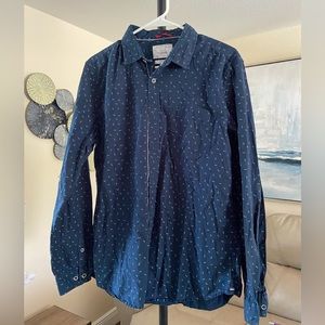 Blue Cactus Man Men’s Long Sleeve Button Down Shirt (L)